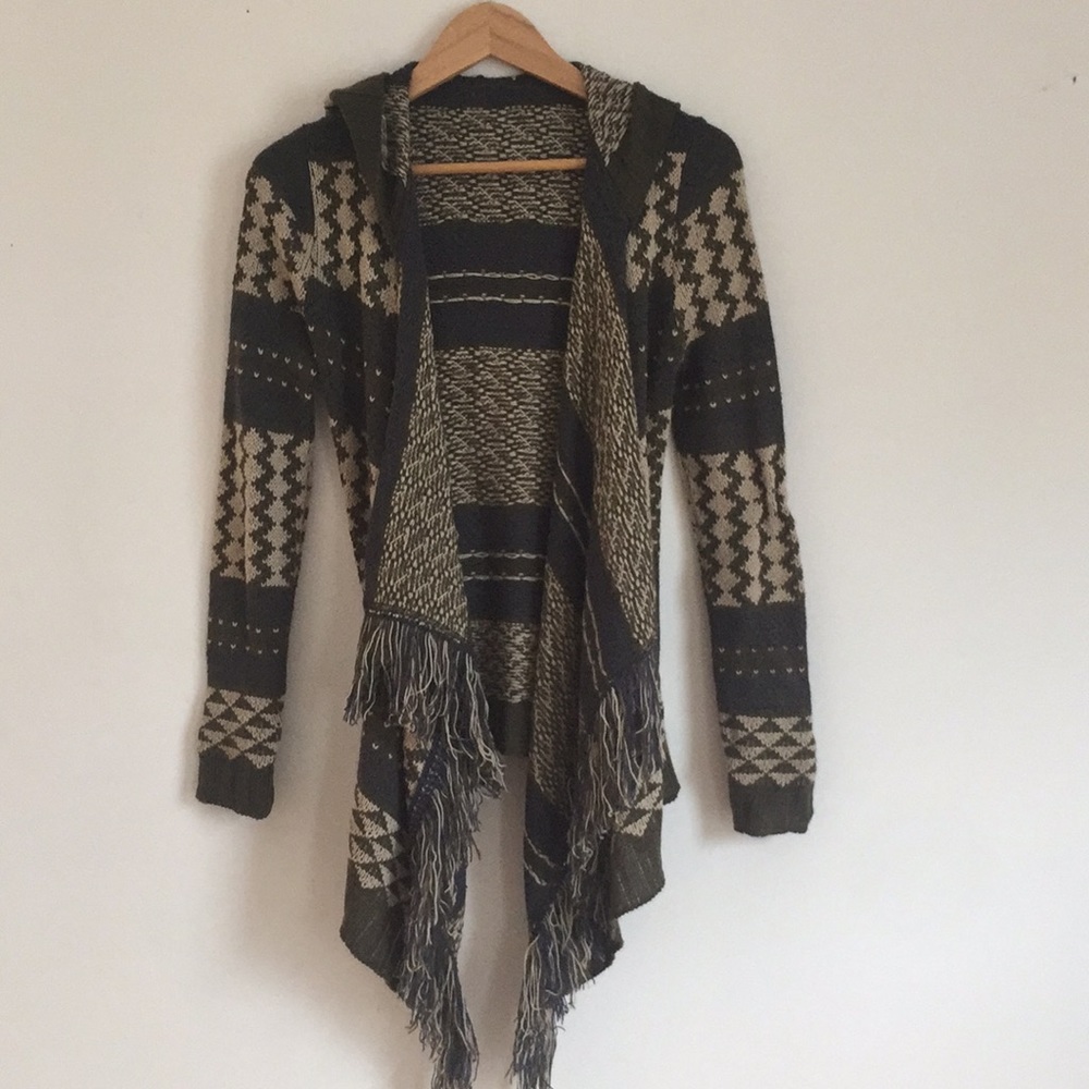 high-low aztec print cardigan